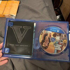 PS4 Grand Theft Auto V Playstation - Disc in GREAT shape, plays perfectly.